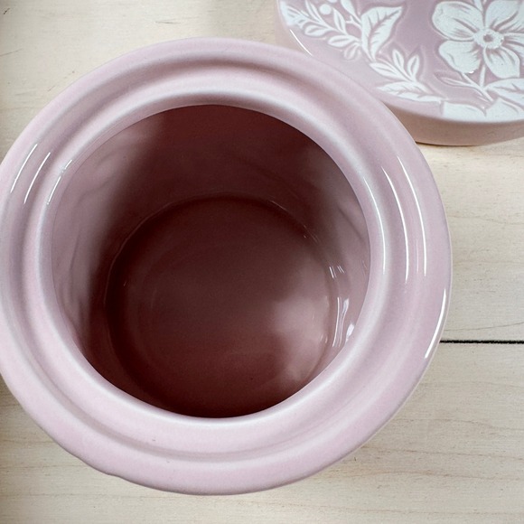 Pale Pink Ceramic Floral Embossed Bathroom Set Soap Dispenser Jar Holder Tray - Picture 7 of 7